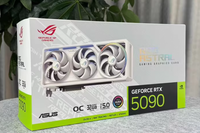 NOUVELLE Carte graphique de jeu A-SUS ROG Astral GeForce RTX 5090 32 Go GDDR7 DDR OC Edition refroidie par ventilateur, blanche, DisplayPort 2.1b PCIe 3.0