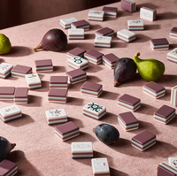 Tuiles de Mahjong américaines en acrylique, design esthétique d'art grec, avec motif de dos bordeaux magnifique, pliables, écologiques, cadeau de vacances pour le Mahjong