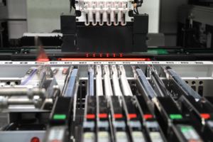 Máquina completamente automática de 6 cabezales 27700cph, productos electrónicos, maquinaria, máquina de PCB, máquina de bombillas led - Product Image 5