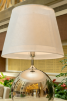 Lampe de table moderne de luxe en acier inoxydable chromé, lampe de chevet, lampe de hall d'hôtel, lampe de salon, éclairage personnalisé, LED AC à intensité variable