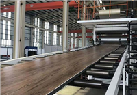Ligne de production homogène de cuir pour revêtement de sol en PVC avec cœur Machine automatique de revêtement de sol en plastique PVC vinyle Ligne d'extrusion de feuilles de PVC