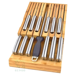 Bloque de Cuchillos de Bambú Ecológico con Ranuras Universales y Capacidad Personalizable para Almacenamiento en la Encimera de la Cocina - Product Image 6