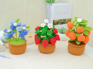 Planta en Maceta de Hilo Hecha a Mano, 10-30 CM, Bonita Planta de Fresa, Naranja y Arándano para Decoración del Hogar u Oficina, Juguetes de Plantas Simuladas - Product Image 2