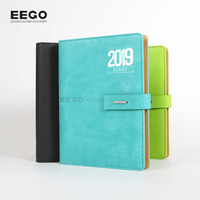 2025 plus récent cahier de recharge en cuir A5 classeur personnalisé imprimé hebdomadaire et mensuel planificateur uni reliure à feuilles mobiles à couverture rigide