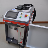Nouvelle machine de nettoyage portable haute précision pour l'élimination de la rouille des métaux en aluminium, laser à fibres 300W/500W