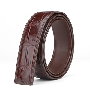 <span class=keywords><strong>Cintura</strong></span> in Pelle Intrecciata da Uomo con Fibbia in Acciaio a Teschio e Stampa Animale Coccodrillo Thailandese, Larghezza 3,8 cm - Product Image 3