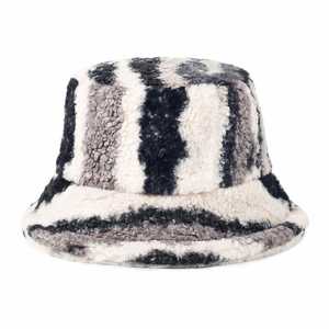 Chapeaux en fourrure épais pour femmes, style pêcheur, printemps/été, avec broderie 3D, décontractés pour le voyage, vente en gros - Product Image 6