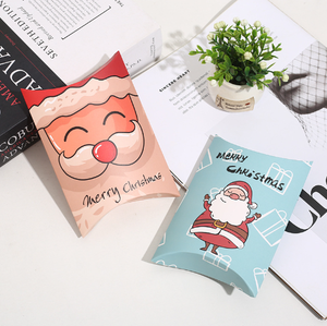 Boîte <span class=keywords><strong>d</strong></span>'oreiller en papier kraft de Noël personnalisée petites boîtes de papier cadeau, boîtes de faveur de bonbons - Product Image 3