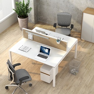 Bureau de travail modulaire en fer moderne pour le personnel de bureau, avec tiroir, pour 2, 4, 6 ou <span class=keywords><strong>8</strong></span> personnes - Product Image 1