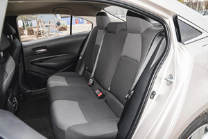 Auto Usate Lingshang 2023 2.0L Leading Sedan Euro VI Aspirata Naturalmente 59000 km Basso Chilometraggio Familiare Utilitaria Guida a Sinistra R16 - Product Image 6