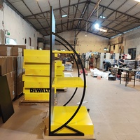 Présentoir de système de support de panneau perforé mural personnalisable pour magasin de détail Fanghua