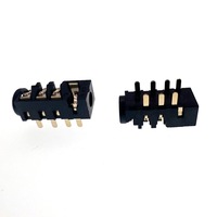 PJ-393 Conector Hembra de 3.5mm para Auriculares, 7P DIP, Baño de Oro Flash, Cuerpo Rectangular, Micrófono Estéreo, 5000 Ciclos de Inserción