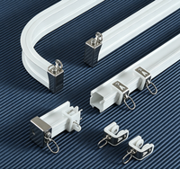Support réglable et extensible pour rail de rideau, fixation supérieure