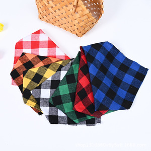 Bavoirs à carreaux pour chiens et chats, foulards lavables pour toutes les saisons - Product Image 1