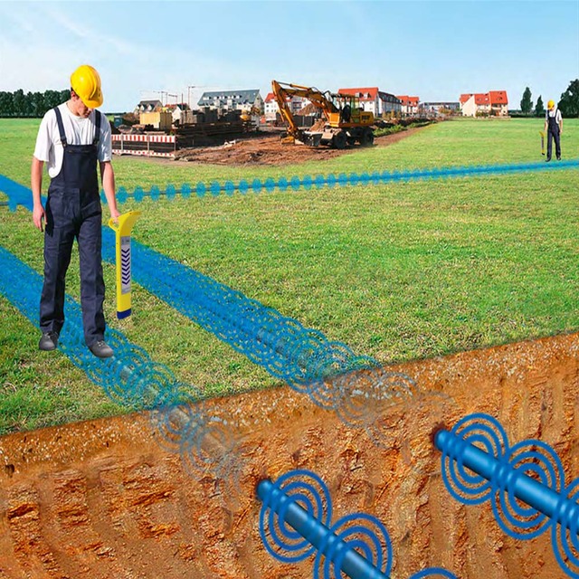 Underground Cable Tracker Multi Frequency Underground Pipe Detector Power Cable Locator With Depth Display