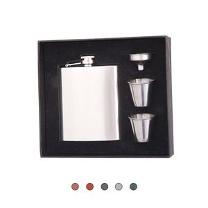 Juego de Mini Botellas de Acero Inoxidable a Precio de Mayoreo, Juego de Botellas Portátiles en Caja de Regalo, Accesorios para Vino - Product Image 1