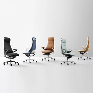 Chaise de bureau exécutive moderne en cuir ergonomique réglable avec dossier haut et roulettes, chaise de bureau de luxe pour la maison et le bureau, 61 Erg - Product Image 2