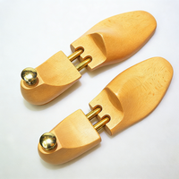 Nouvelles formes de chaussures de voyage ajustables en cèdre Baifangyi personnalisées, anti-déformation, pour hommes, formes de chaussures de marque résistantes à l'usure
