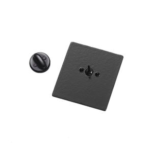 Spille <span class=keywords><strong>Miyagi</strong></span> Do Karate smaltato spille da ventaglio di arti marziali personalizzate spille risvolti gioielli regalo per cartoni animati - Product Image 3