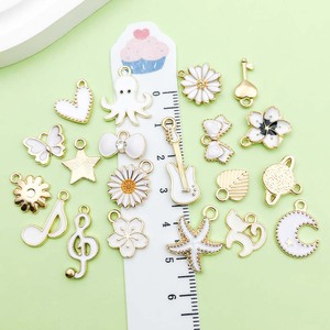 Breloques pendentifs en alliage blanc mélangé pour la fabrication de bijoux DIY, diverses formes, y compris fleur, étoile, lune, note de musique, pieuvre - Product Image 3