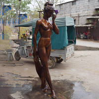 Sculpture de femme nue en bronze grandeur nature, faite à la main, avec une pose de danse gracieuse, couleur personnalisable, moulage pour décoration extérieure
