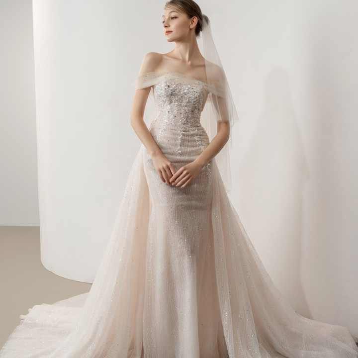 Aliexpress wedding bride wedding dress new large tail size wedding dress factory wholesale TH52