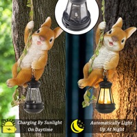 Décoration suspendue personnalisée en résine en forme de lapin avec lumière solaire créative pour jardin, idéale pour la décoration extérieure et les cadeaux de pendaison de crémaillère