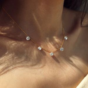 Collier pendentif à pompon Dylam Classic Design en argent 925 rhodié plaqué or 14 carats avec chaîne à maillons et zircon cubique 5A pour femme - Product Image 4