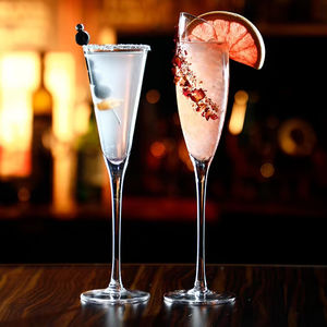 Ensemble de verres <span class=keywords><strong>à</strong></span> cocktail créatifs avec support en métal en forme de cerf, coupe <span class=keywords><strong>à</strong></span> martini <span class=keywords><strong>à</strong></span> <span class=keywords><strong>pied</strong></span> ondulé pour la gastronomie moléculaire et les bars - Product Image 5