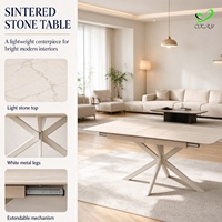Table à manger extensible et réglable 6 places, design moderne et luxueux, avec pieds en métal et plateau en céramique, fabrication OKAY.