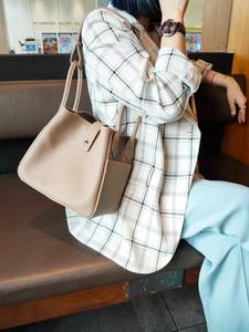 Sacs à main en cuir Andong pour femmes, cuir de vache véritable, sac à bandoulière tendance pour femmes, sac fourre-tout décontracté grande capacité 83048 - Product Image 3