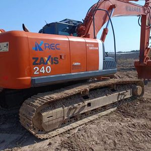 รถขุด HITACHI 240H มือสอง 24 ตัน รุ่น Zaxis240 สภาพ 90% ใหม่ ของแท้จากญี่ปุ่น ได้รับการรับรอง EPA CE เครื่องยนต์แท้ 90% ใหม่ - Product Image 3