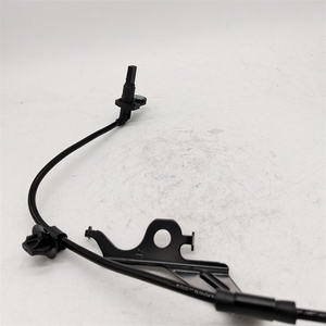 เซ็นเซอร์ ABS ล้อหน้าขวา 89542-02190 89542-02170 สำหรับรถยนต์โตโยต้า อัลติส โคโรลล่า ปี 2019 ยี่ห้อโยมิ สำหรับขายส่ง จัดจำหน่ายโดยยอมิ - Product Image 4