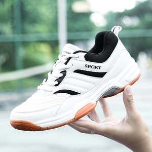 Chaussures de sport personnalisées légères pour le tennis en salle, le pickleball et le badminton, en caoutchouc blanc pour hommes, tailles 39-46 - Product Image 1