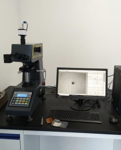 Vickers Hardheidstester Voor Keramiek Geautomatiseerde Vickers Hardheid Testen <span class=keywords><strong>Macro</strong></span> Vickers - Product Image 1