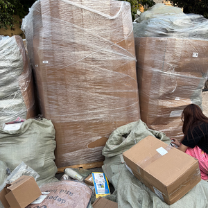Venta al por Mayor de Artículos de Primera Necesidad, Cajas Sorpresa, Decoración del Hogar, Productos Electrónicos para el Cuidado de la Piel en el Almacén de Hong Kong - Product Image 4
