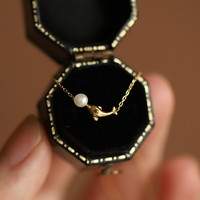 Vente en gros de bijoux personnalisés en acier inoxydable plaqué or 18 ct pour animaux de l'océan collier de baleine pour femmes
