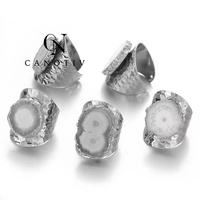 Bague en quartz solaire naturel druzy, avec tranche de géode d'agate multicolore et cristal brut irrégulier, bague statement pour femme