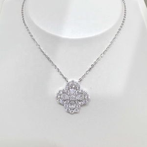 Precio de fábrica: Collar redondo de plata de ley 925 con dije de trébol esmaltado, estilo coreano, para mujer, ideal para el verano. - Product Image 1