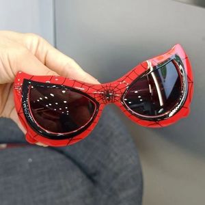 Spider-Man ragazzi alla moda <span class=keywords><strong>occhiali</strong></span> <span class=keywords><strong>da</strong></span> <span class=keywords><strong>sole</strong></span> alla moda UV400 per bambini regalo di Capodanno-crema solare <span class=keywords><strong>occhiali</strong></span> <span class=keywords><strong>da</strong></span> <span class=keywords><strong>sole</strong></span> giocattoli per bambini protezione Uv400 - Product Image 6