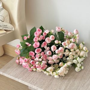 Yasunobu – Bouquet de fleurs de camélia artificielles, 12 bourgeons de thé, fleurs en soie rose pour décoration de la maison, accessoires de photographie de mariage - Product Image 4