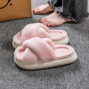 Mules et sandales confortables en fausse fourrure moelleuse et chaude pour l'intérieur, idéales pour le printemps/automne, antidérapantes et silencieuses, pour un usage décontracté. - Product Image 5