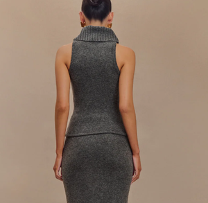 وصل حديثًا طقم فستان مخصص من الكشمير صوف الكشمير مثير ضيق بدون أكمام طقم من قطعتين سترة وفستان للسيدات - Product Image 3