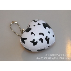 Juguete antiestrés con forma de corazón de poliuretano, diseño de vaca, unisex, de 8 a 13 años - Product Image 3