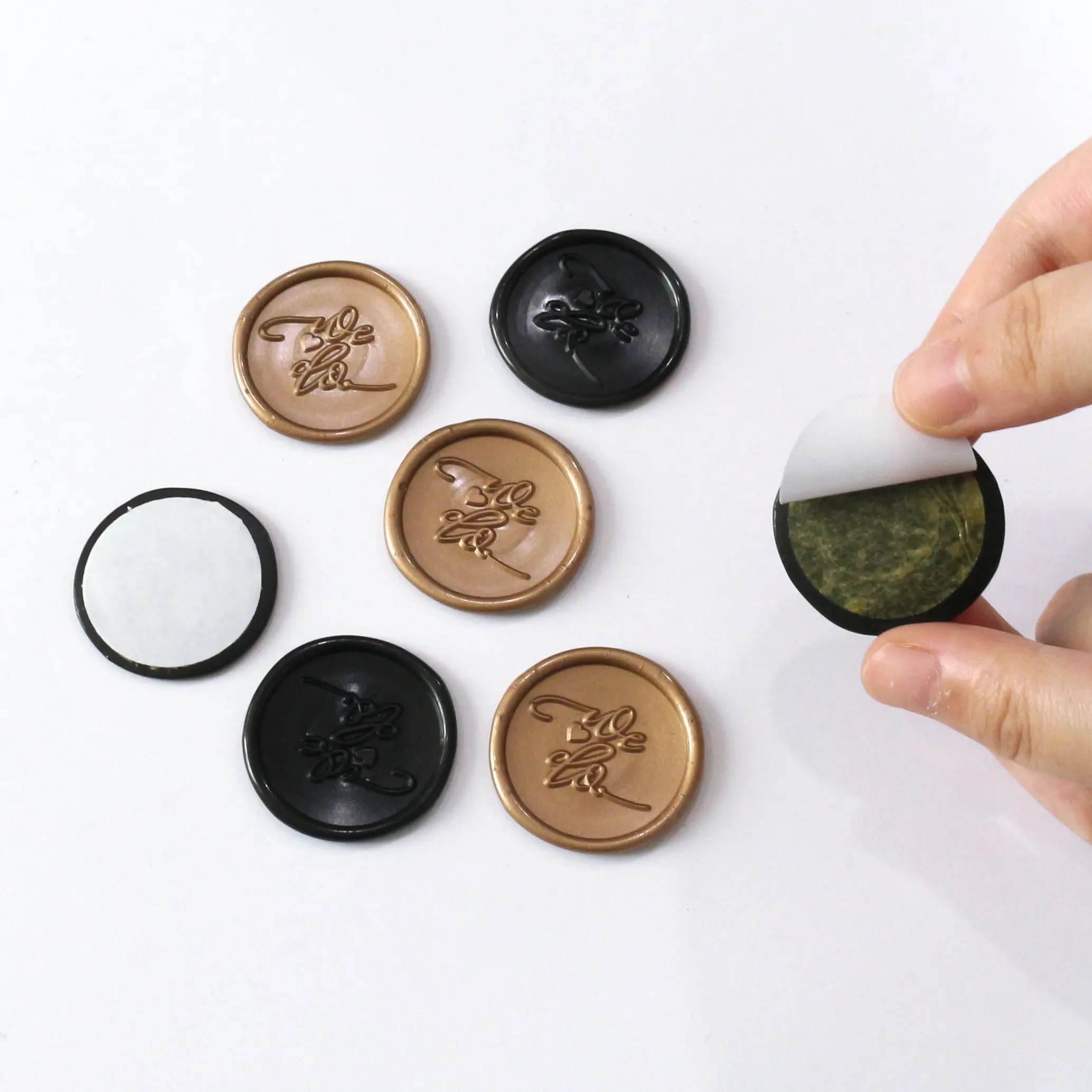 China Fabriek Zwarte Kleur Private Wax Zegel Labels En Zegel Lakstickers Met Zelfklevende Wax Stickers