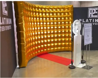 Cadre de fond LED mural de cabine photo gonflable en or commercial de 10 pieds pour les fêtes et les événements comprend un accessoire de souffleur d'air