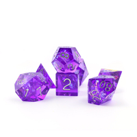 Ensemble de dés polyédriques en résine D&D RPG de couleur violette personnalisés par l'usine Surewin