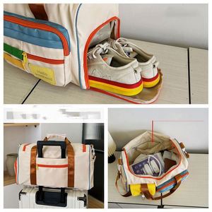 Sac de sport pour homme haute capacité, personnalisé par l'usine BSCI, imperméable, avec compartiment à chaussures et poche de séparation sec/humide. - Product Image 2