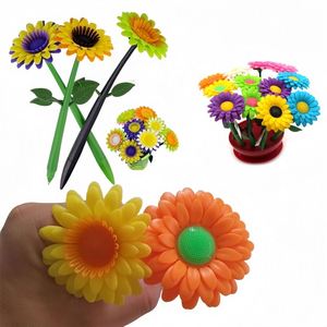Stylo bille fantaisie en forme de pot de fleurs, adorable et créatif, pour usage promotionnel - Product Image 3