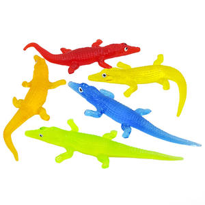 Juguetes promocionales con forma <span class=keywords><strong>de</strong></span> cocodrilo pegajoso TPR juguetes suaves novedad juguetes <span class=keywords><strong>de</strong></span> broma - Product Image 3